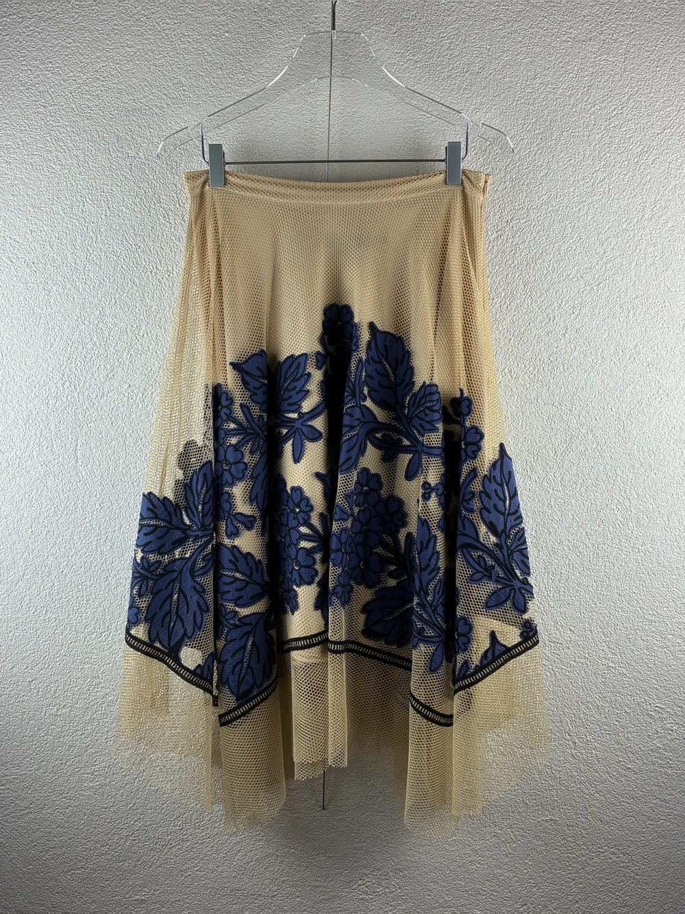 Anthropologie l 10 Eva Franco Feminine Fishnet Mesh Floral Embroidery Full Skirt